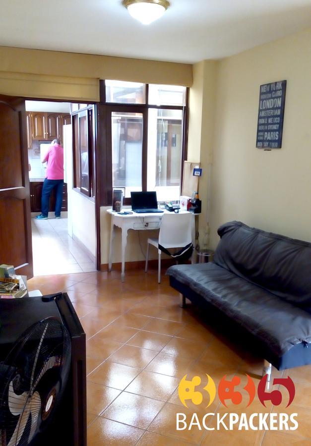 335 Backpackers Hostel Lima Bagian luar foto